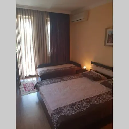 Komfortables Appartement Mit Schwimmbad *