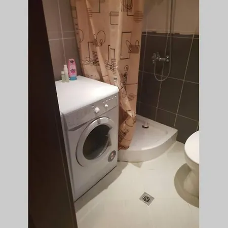 Komfortables Appartement Mit Schwimmbad Sveti Vlas