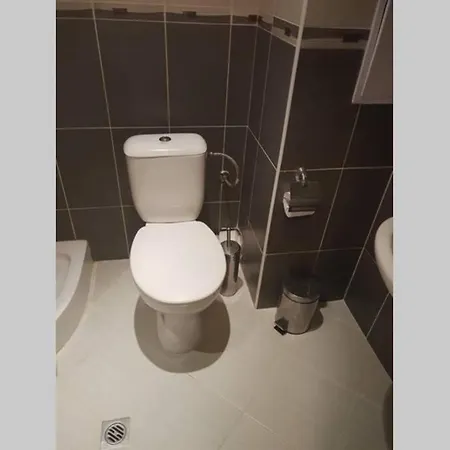 Komfortables Appartement Mit Schwimmbad Sveti Vlas